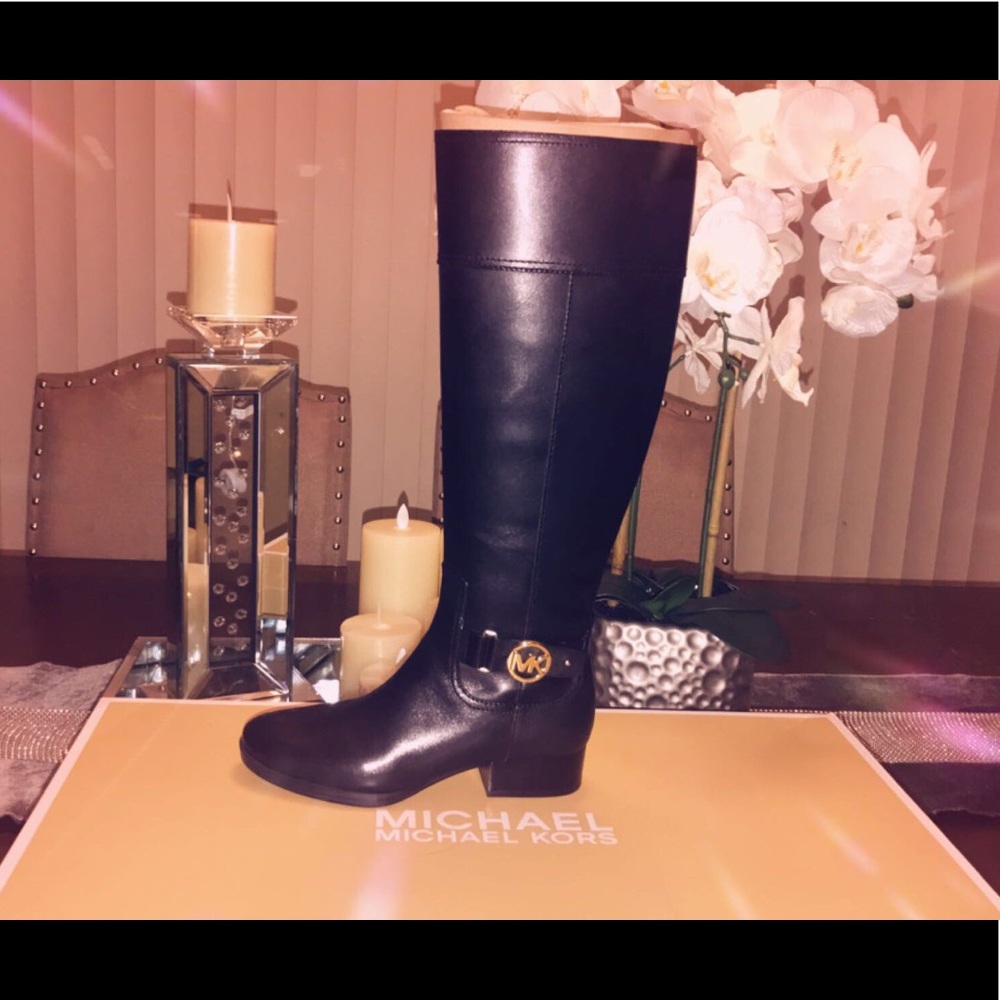 New Michael kors boots